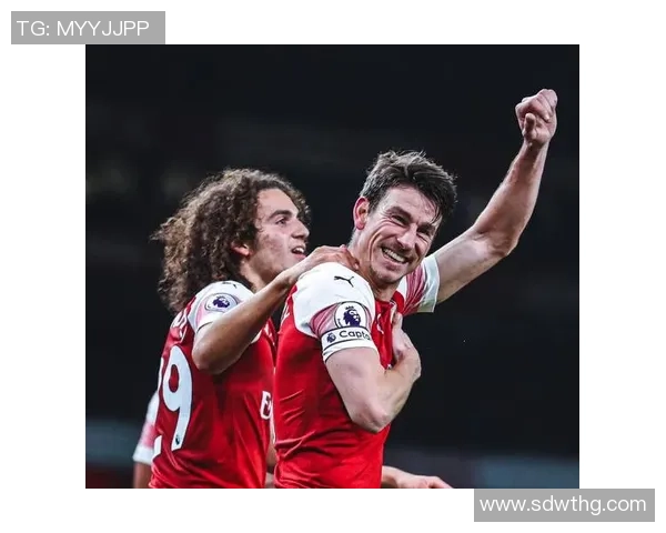 足球迷偶遇球星时如何应对更自然得体的互动方式和沟通技巧 足球迷偶遇球星时如何应对更自然得体的互动方式和沟通技巧